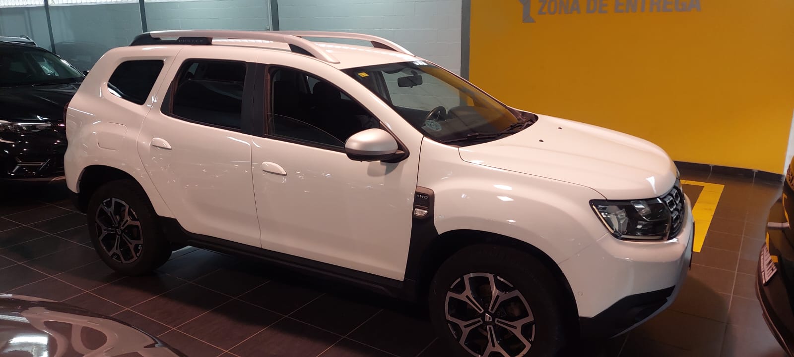 Dacia Duster 1.6 4x4 foto 14